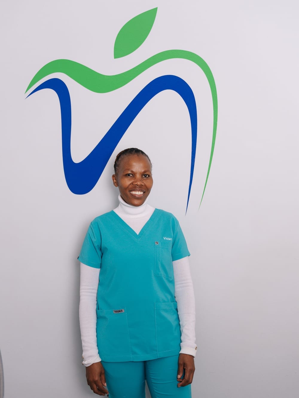 Dental assistant at Smile Connection Dental Studio in Newlands, Pretoria